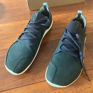 VIVO Primus Knit Lux. BRAND NEW and still in its original box.